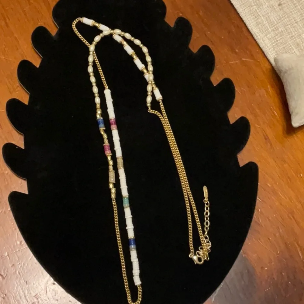 Stella and Dot Gold and White Beaded Necklace - Picture 5 of 5